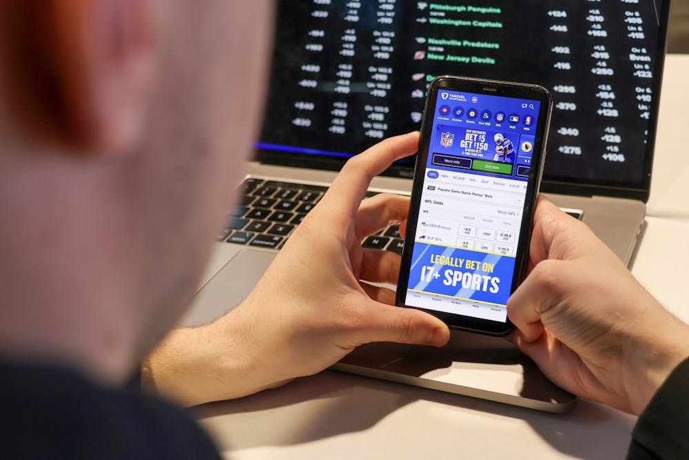 Exploring Live Dealer Games in Augmented Reality 22